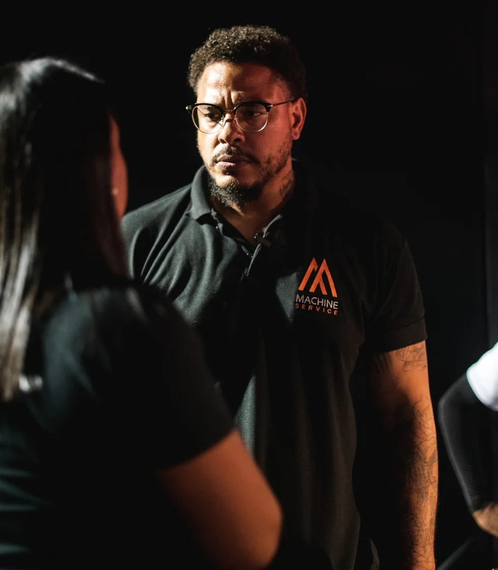 Equipe Machine QAP em operação de segurança em evento noturno